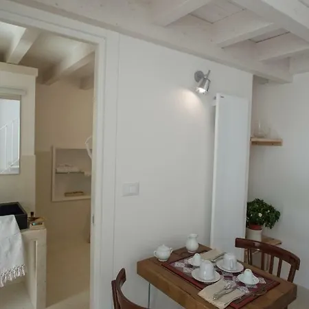 Corte Campanile Boutique B&B Maglie Exterior photo